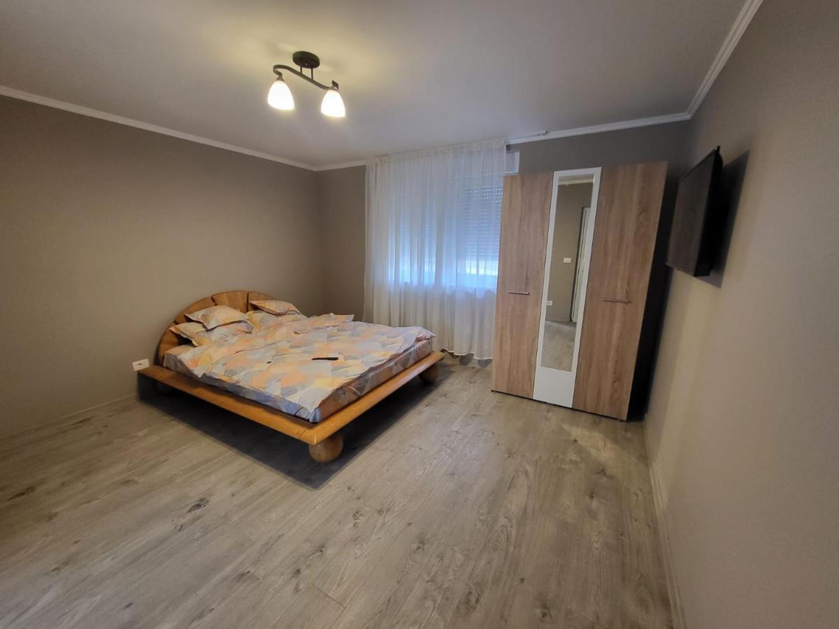 SînmartinCasa Berzelor别墅 外观 照片
